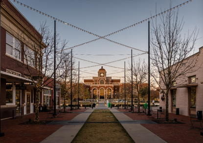 Plaza-looking-at-city-hall